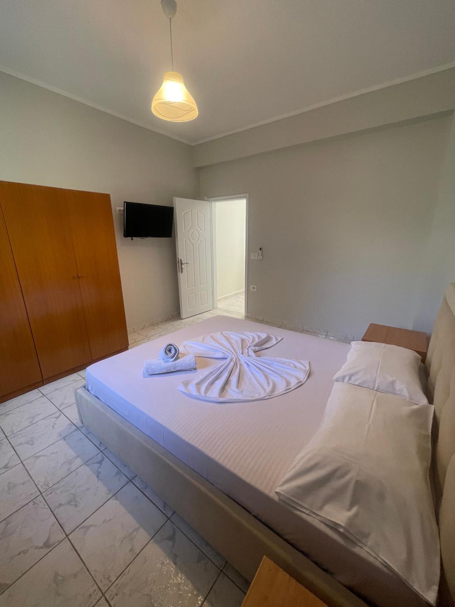 Sunflower Apartments Саранде Екстериор снимка