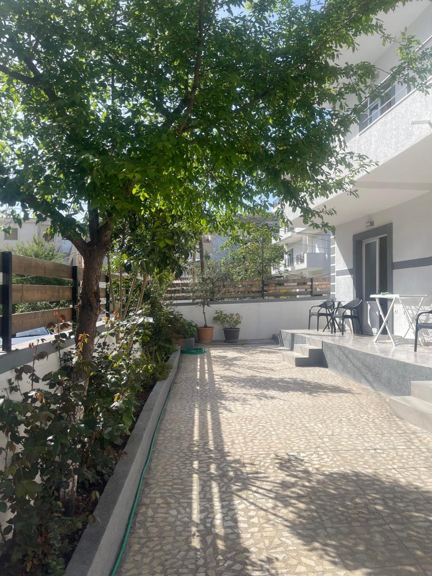 Sunflower Apartments Саранде Екстериор снимка